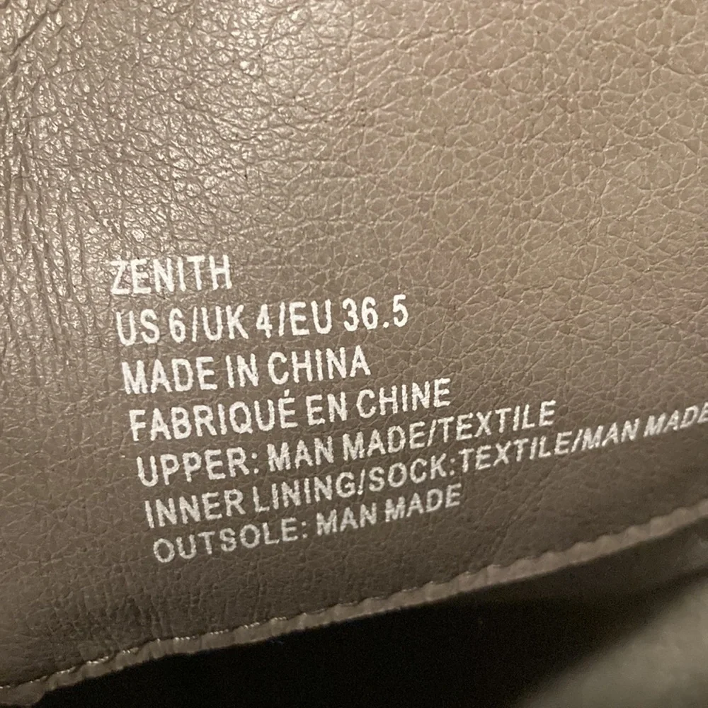 NWOT Zenith Patterned Grey Black High Riding Boot Womens Size 6